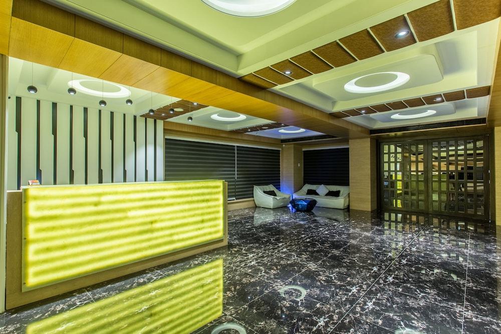 Hotel Abika Elite Ujjain Exterior photo